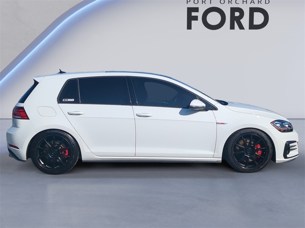 2019 Volkswagen Golf GTI SE photo 6