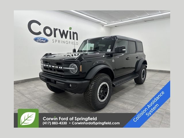 2025 Ford Bronco 4-Door Outer Banks's photo