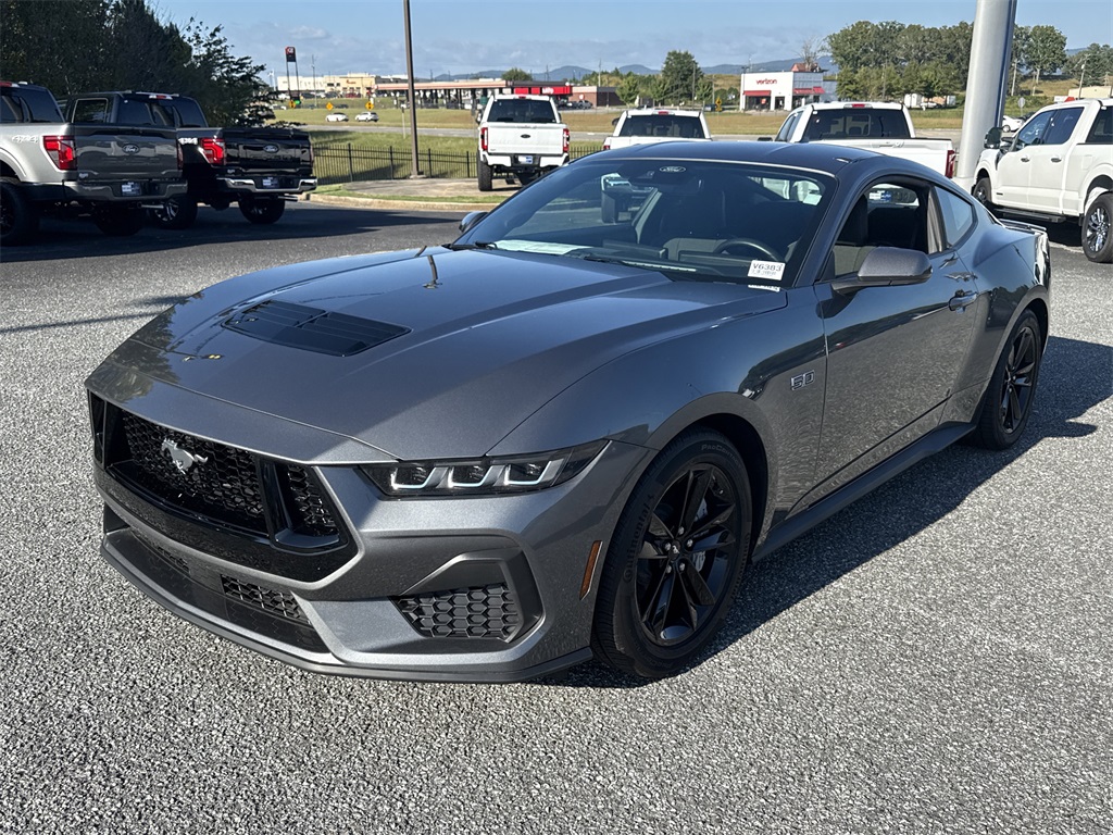 2024 Ford Mustang GT photo 4