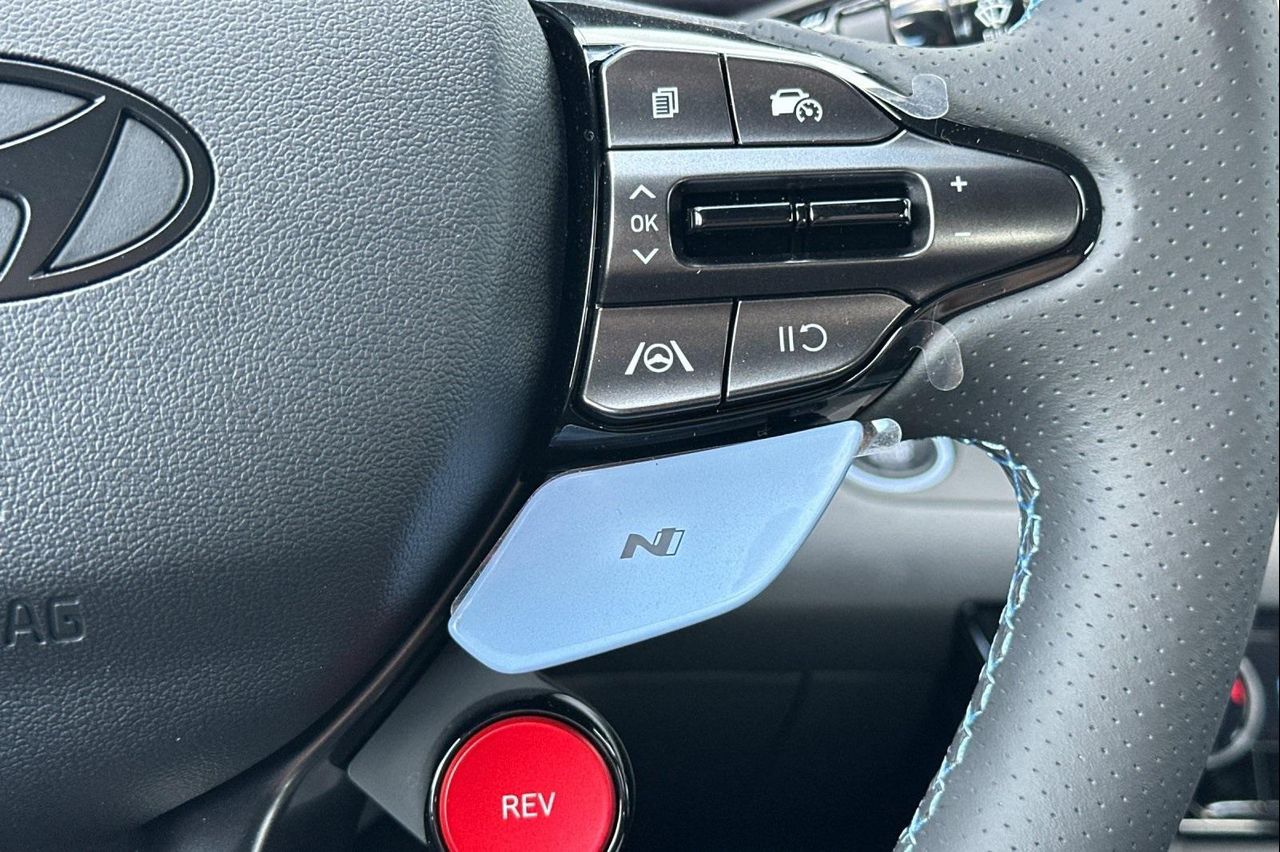 2025 Hyundai Elantra N Base photo 25