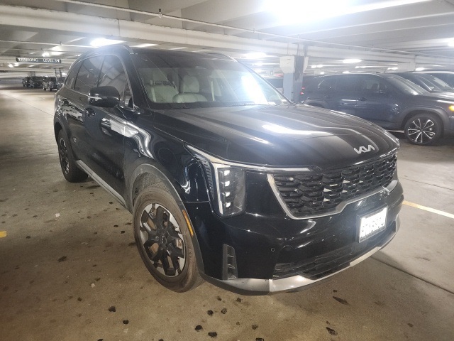 2025 Kia Sorento S's photo