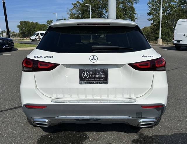 2022 Mercedes Benz GLA 250 4MATIC photo 3