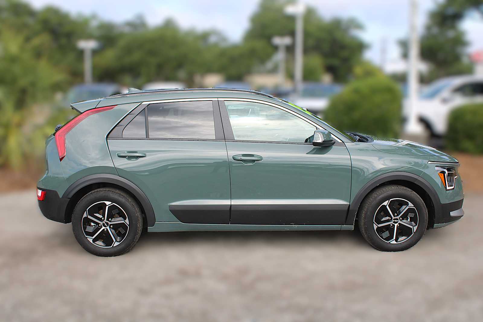 2025 Kia Niro EX photo 4