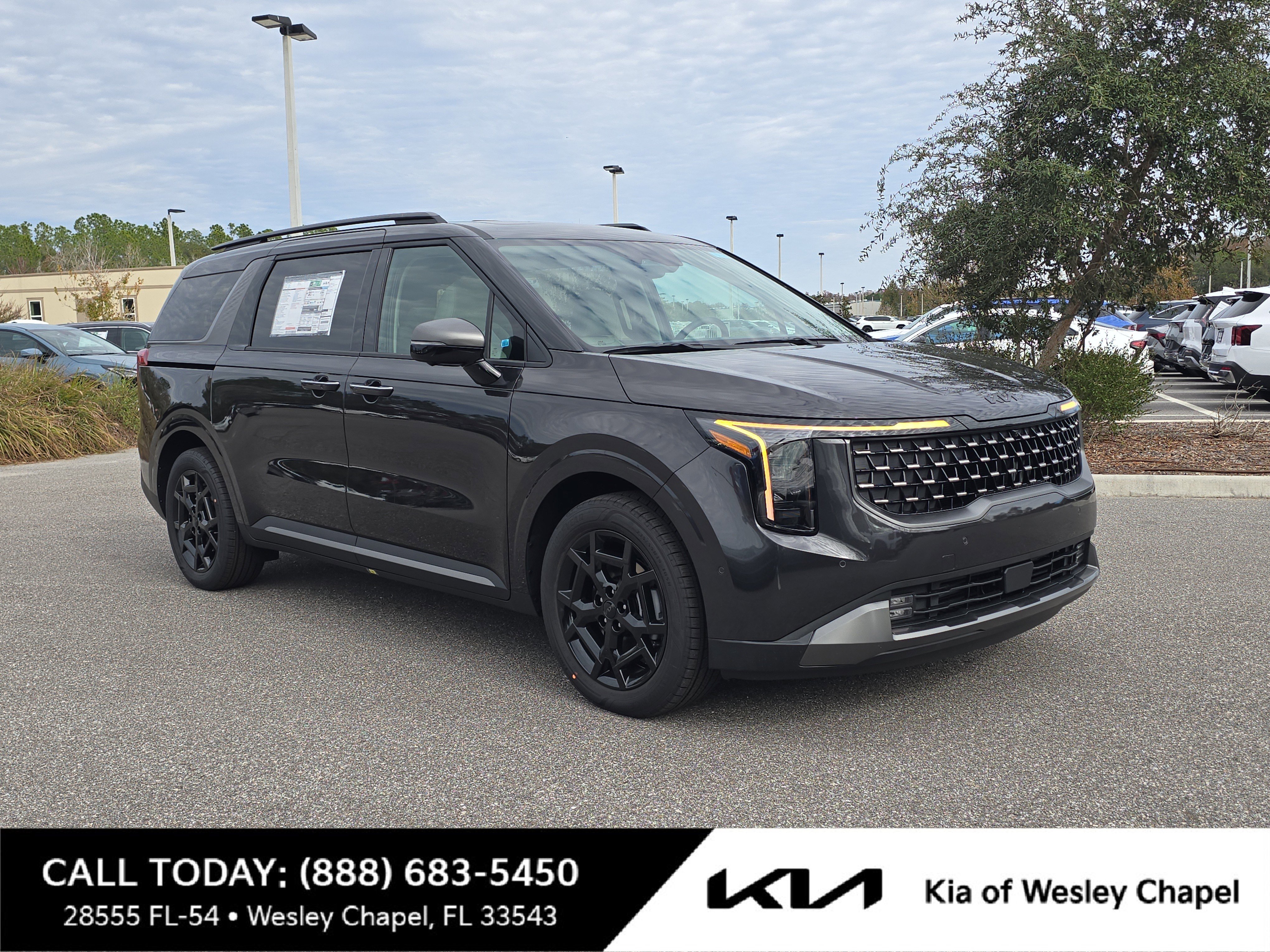 2026 Kia Carnival SX's photo