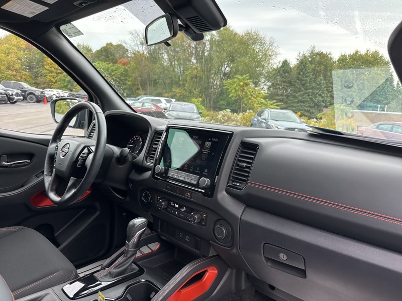 2023 Nissan Frontier PRO-4X Crew Cab photo 42