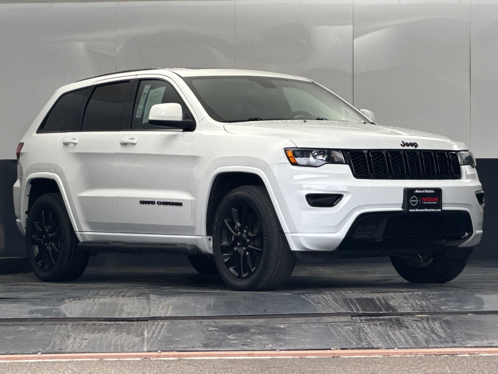 2021 Jeep Grand Cherokee Laredo X's photo