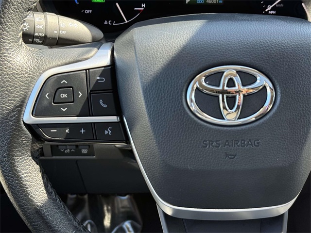 2021 Toyota Sienna XLE photo 22