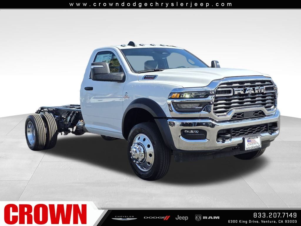 2026 Ram 5500 Tradesman photo 3
