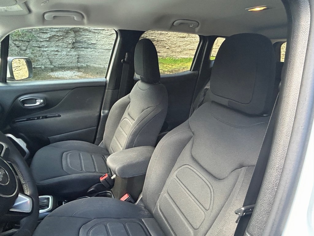 2021 Jeep Renegade Latitude photo 17