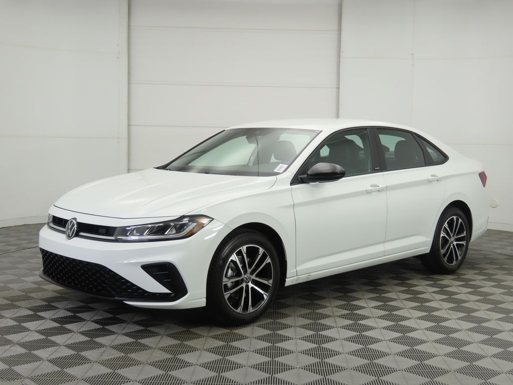 2025 Volkswagen Jetta Sport's photo