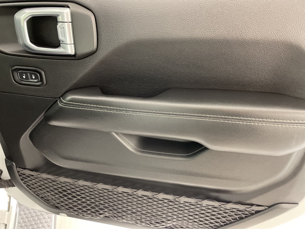 2021 Jeep Wrangler Unlimited Sahara 4xe photo 44