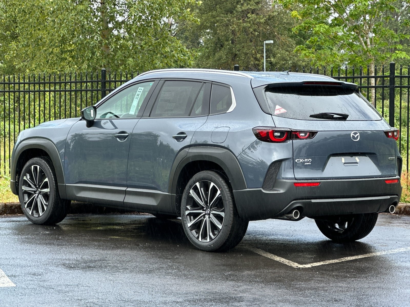 2025 Mazda CX-50 2.5 Premium Plus photo 5