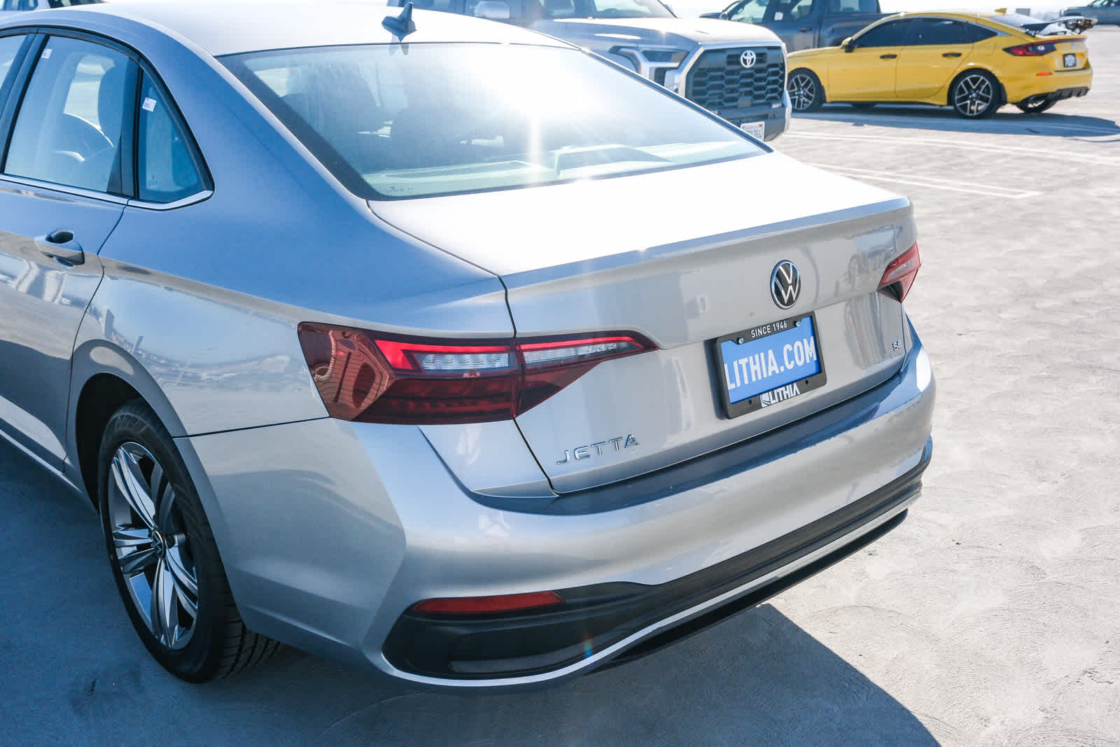 2024 Volkswagen Jetta SE photo 7