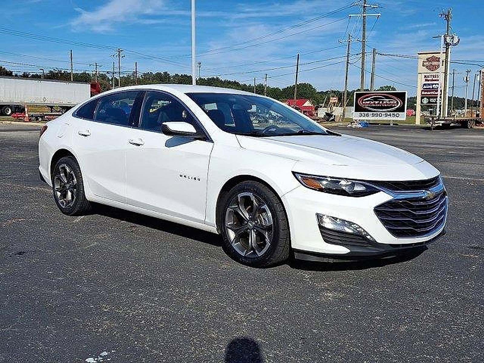 2022 Chevrolet Malibu 1LT's photo
