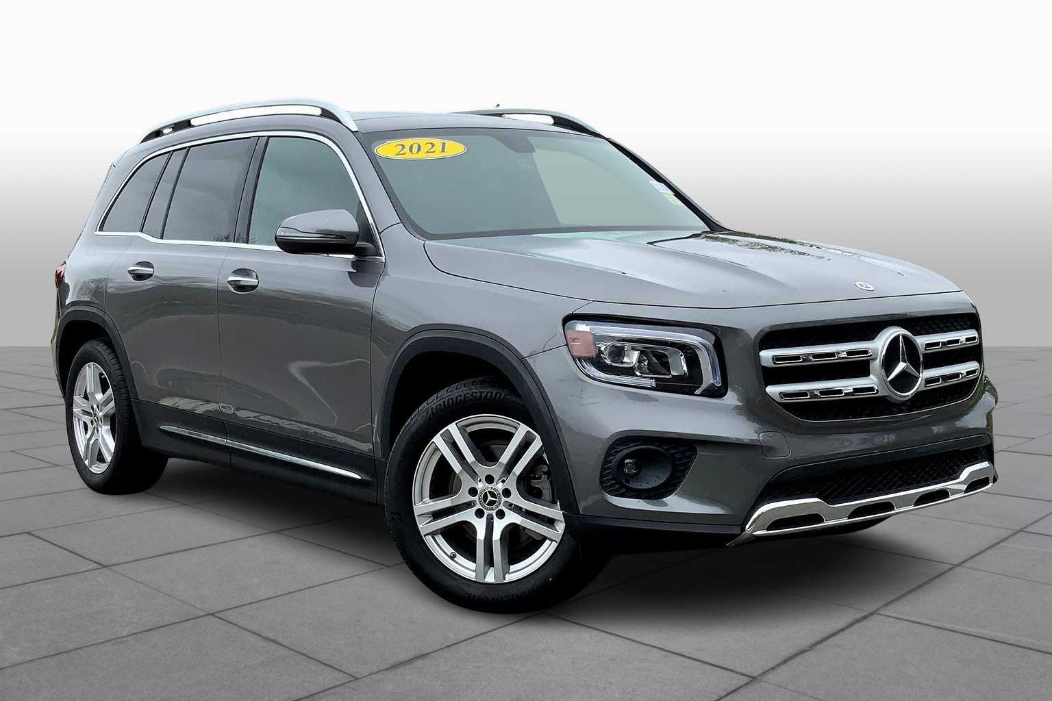 2021 Mercedes Benz GLB 250 photo 2