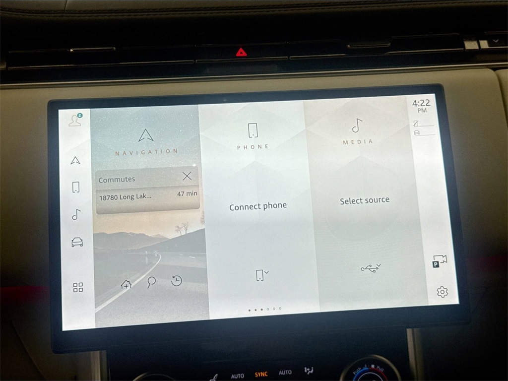 2023 Land Rover Range Rover SE photo 14