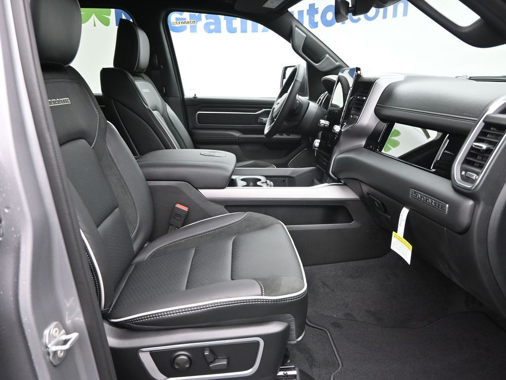 2026 Ram 1500 Laramie photo 6