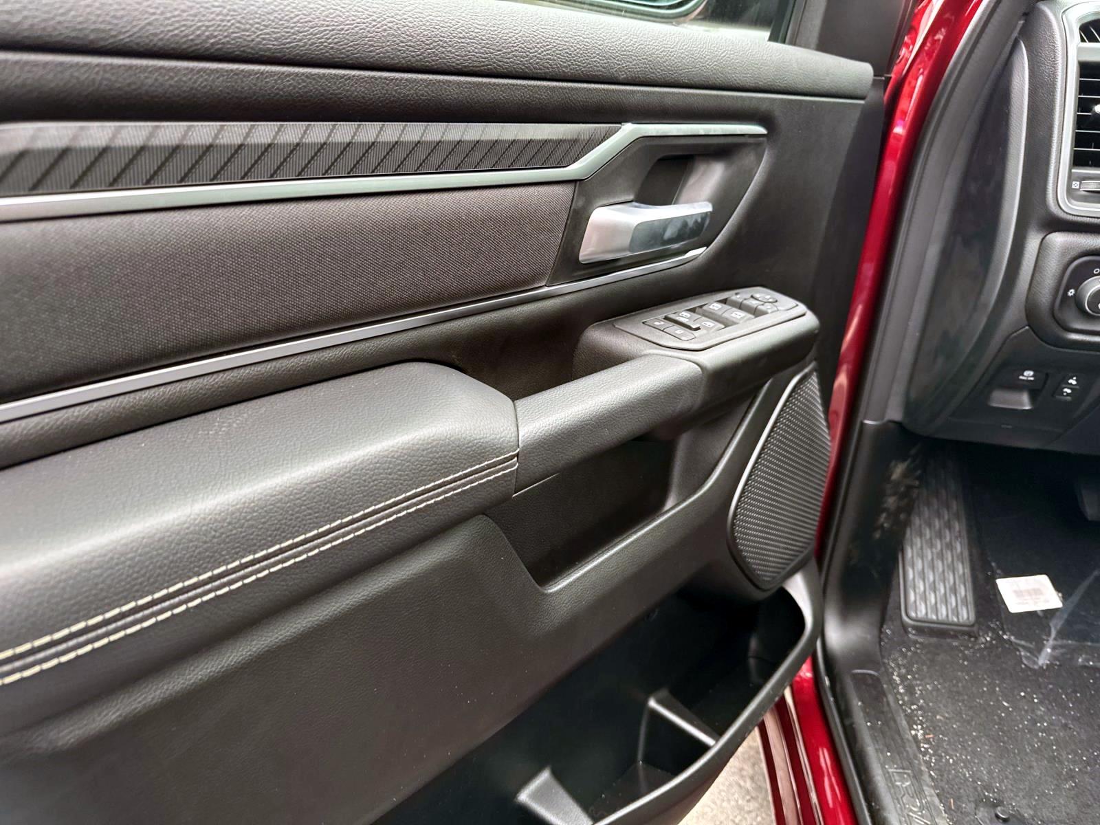 2025 Ram 1500 Big Horn photo 9