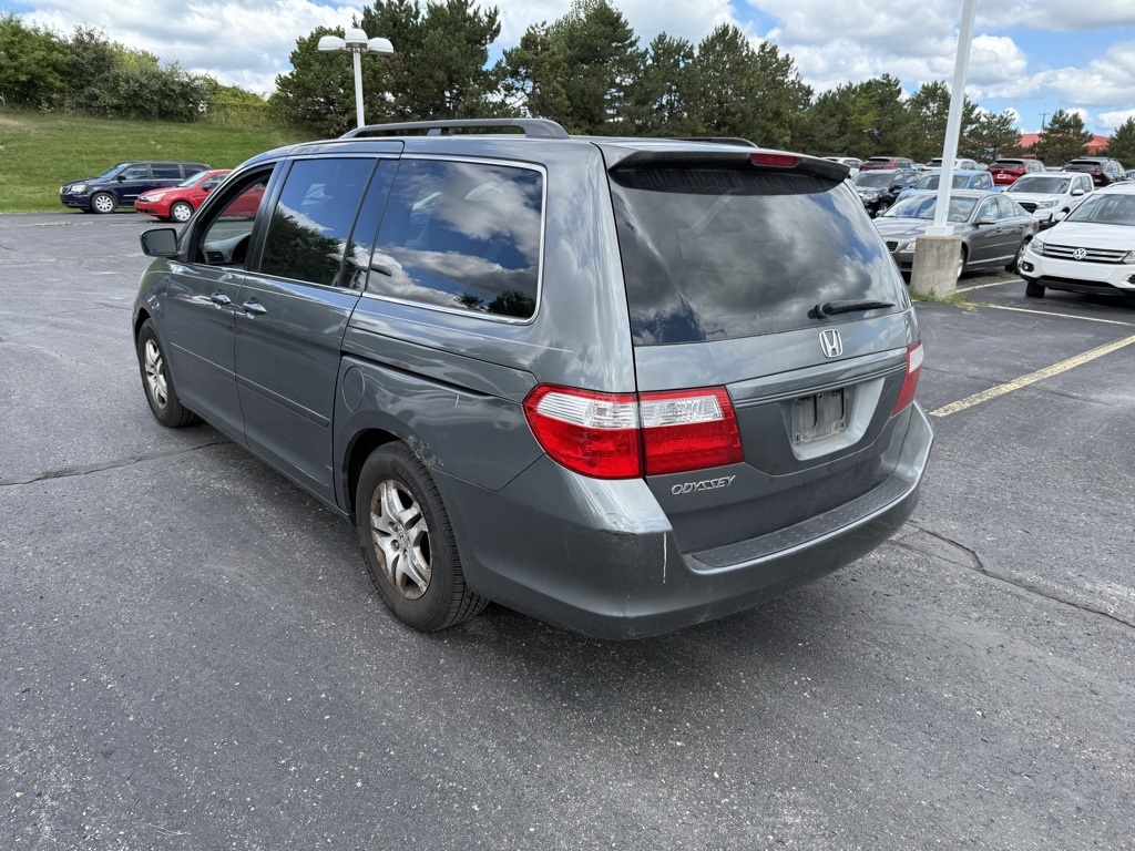 Used 2007 Honda Odyssey EX with VIN 5FNRL38767B003417 for sale in Brighton, MI