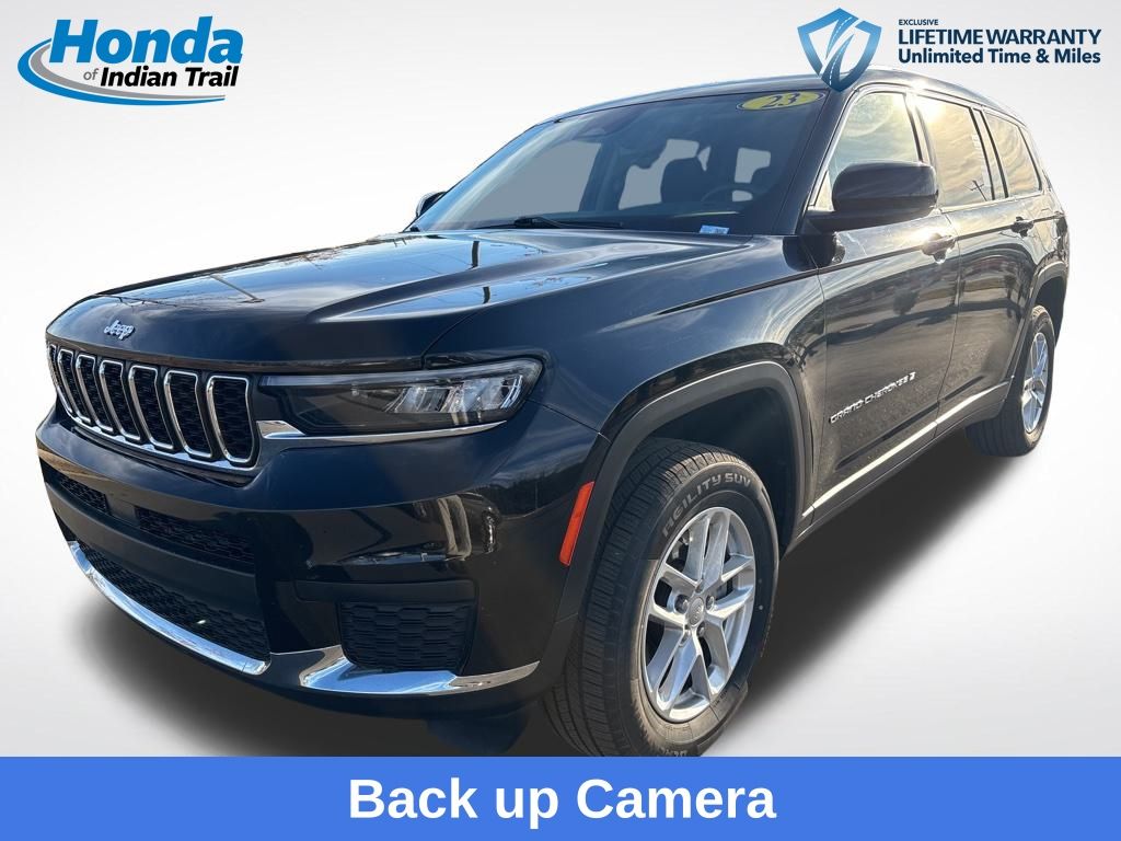 2023 Jeep Grand Cherokee L Laredo's photo