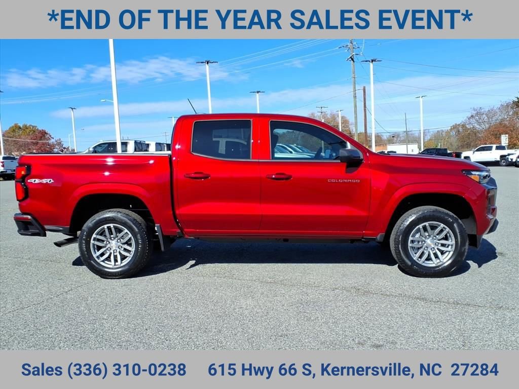 2026 Chevrolet Colorado LT photo 2