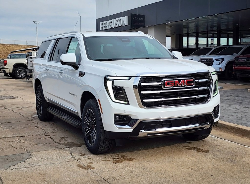 2026 GMC Yukon XL Elevation's photo