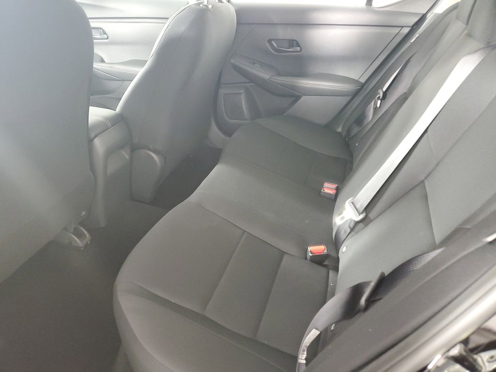 2025 Nissan Sentra S photo 13