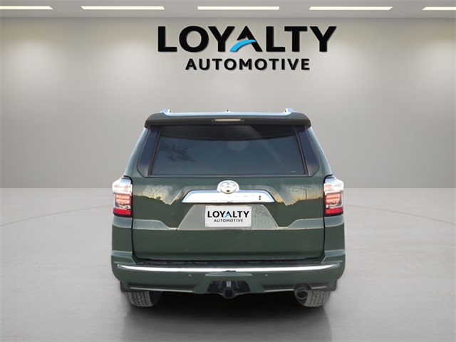 2022 Toyota 4Runner Limited photo 3