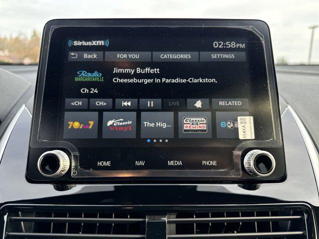 2024 Mitsubishi Eclipse Cross SEL photo 16