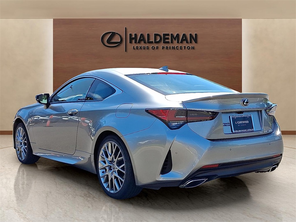 2022 Lexus RC 300 photo 4