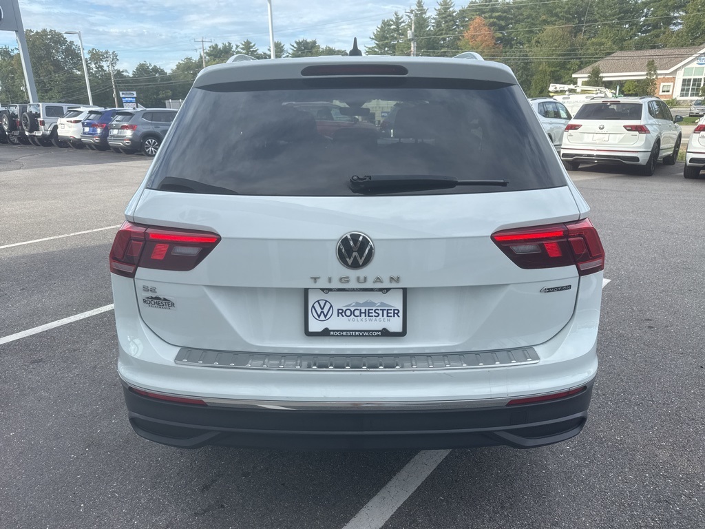 2022 Volkswagen Tiguan SE photo 4