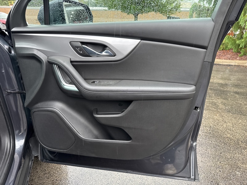 2021 Chevrolet Blazer 2LT photo 40