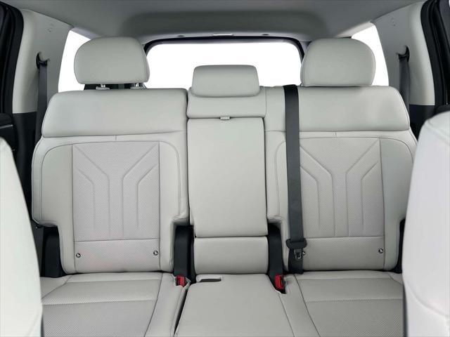 2026 Hyundai Santa Fe SEL photo 14