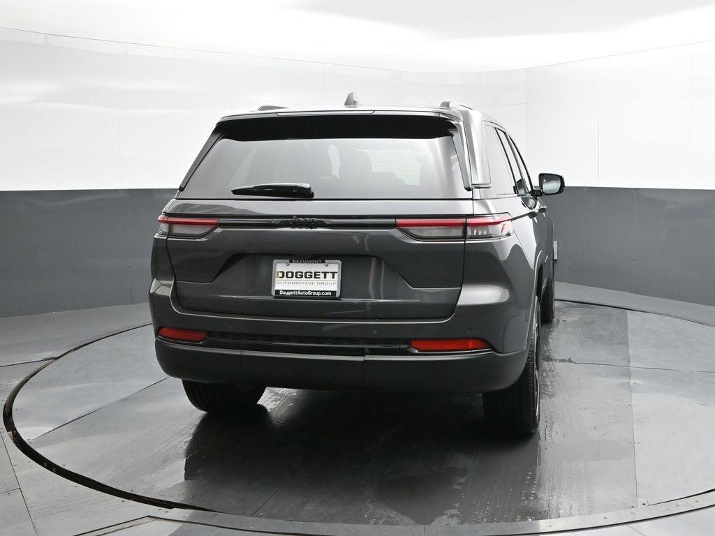 2025 Jeep Grand Cherokee Altitude X photo 11