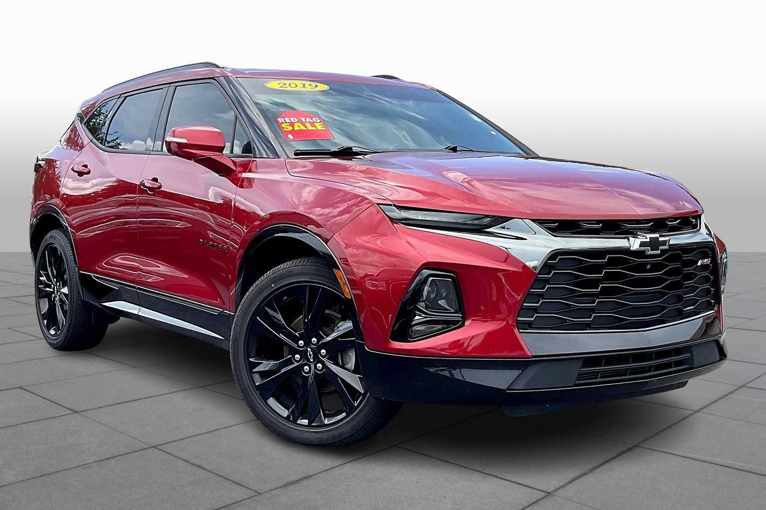 2019 Chevrolet Blazer RS photo 2