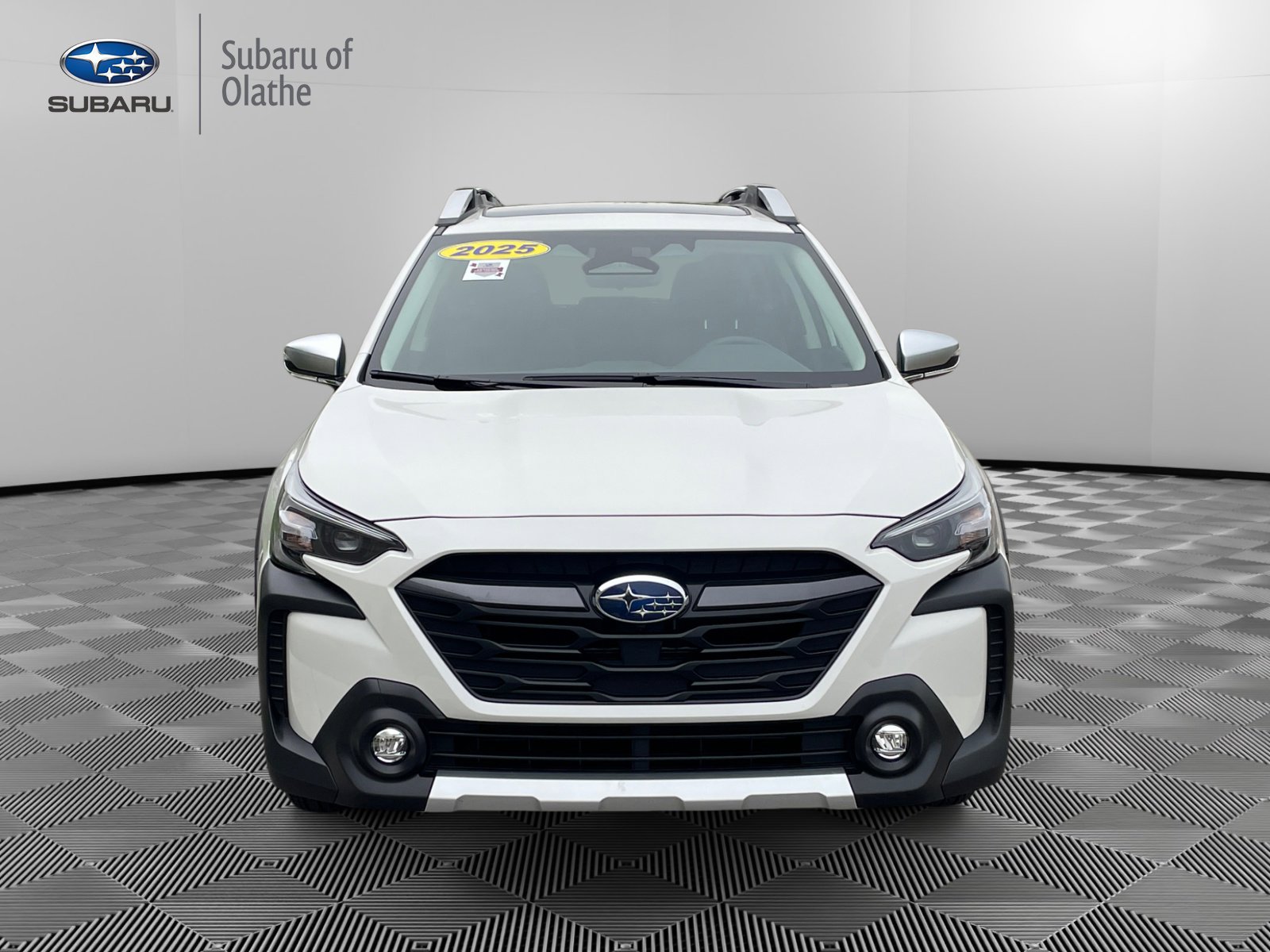 2025 Subaru Outback Touring photo 14