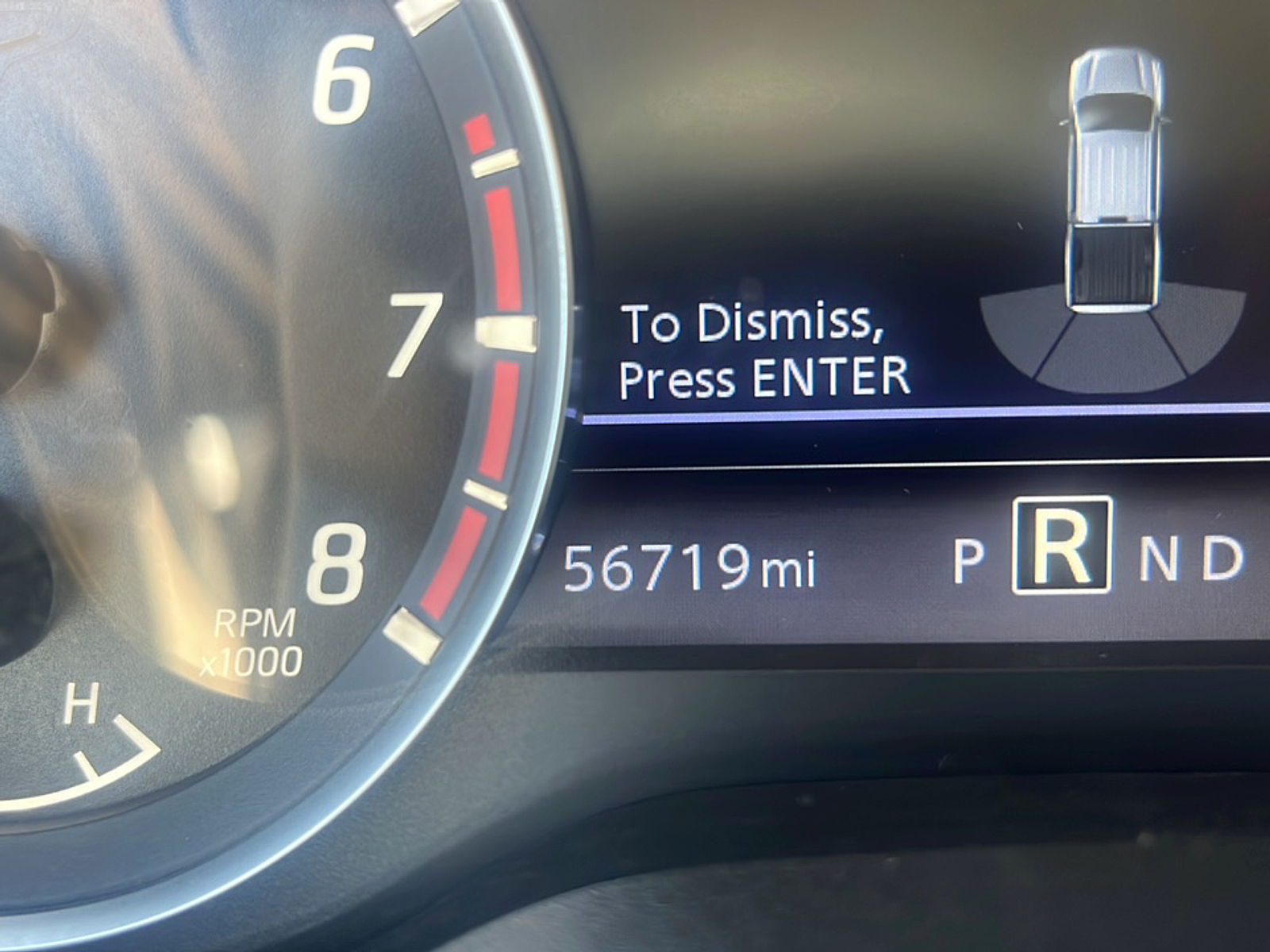 2022 Nissan Titan Crew Cab SV photo 2