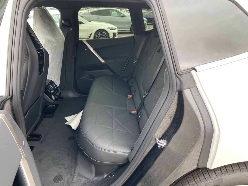 2026 Bmw iX photo 7