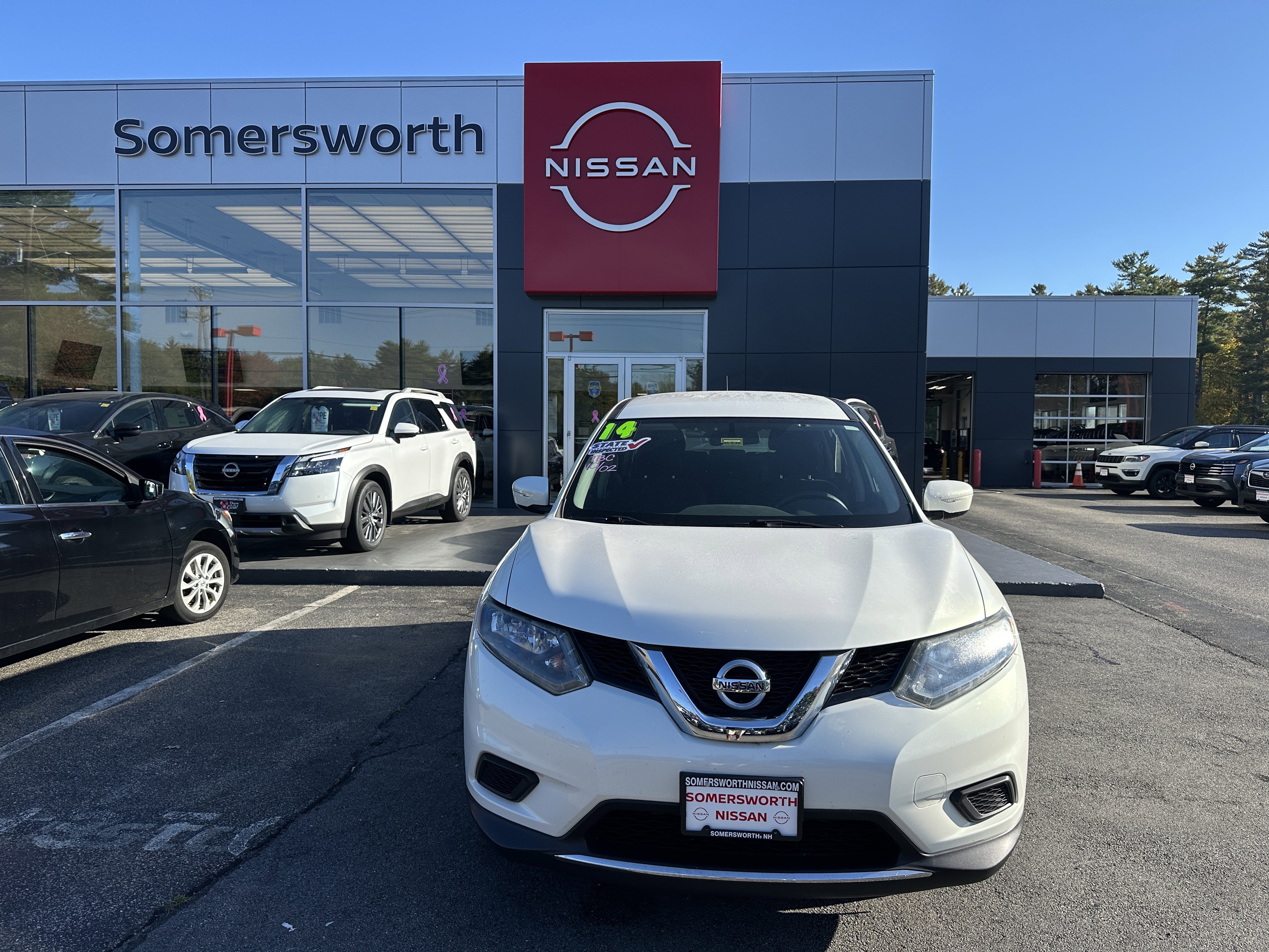 Used 2014 Nissan Rogue S with VIN 5N1AT2MV3EC813640 for sale in Somersworth, NH