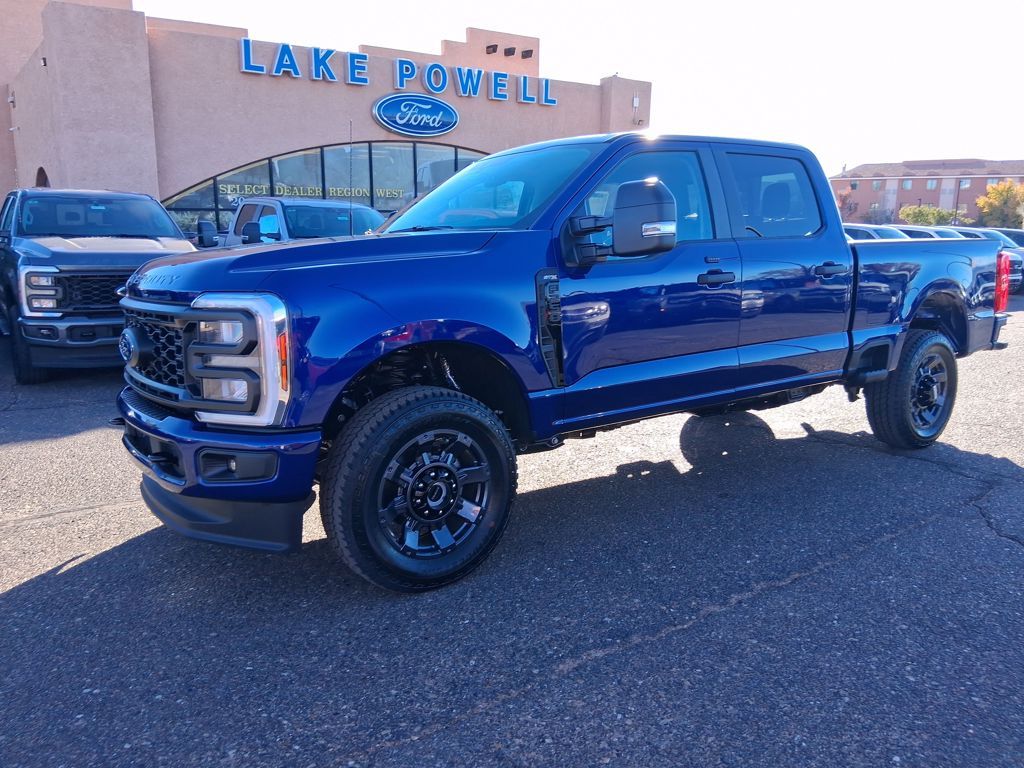 2026 Ford F-250 Super Duty XL's photo