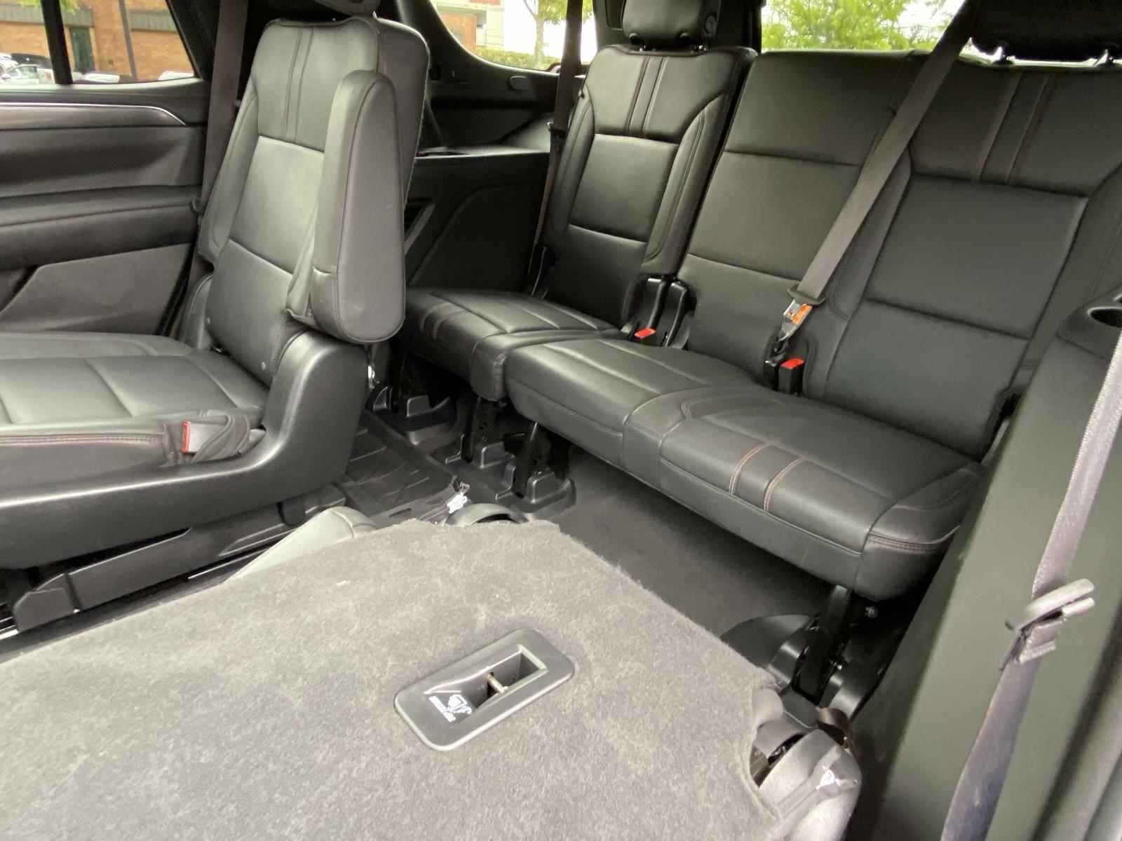 2023 Chevrolet Tahoe RST photo 3
