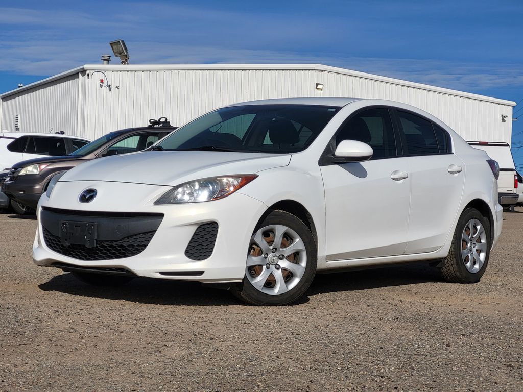 2013 Mazda MAZDA3 i Sport's photo