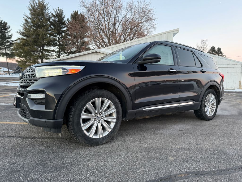 2020 Ford Explorer Limited's photo