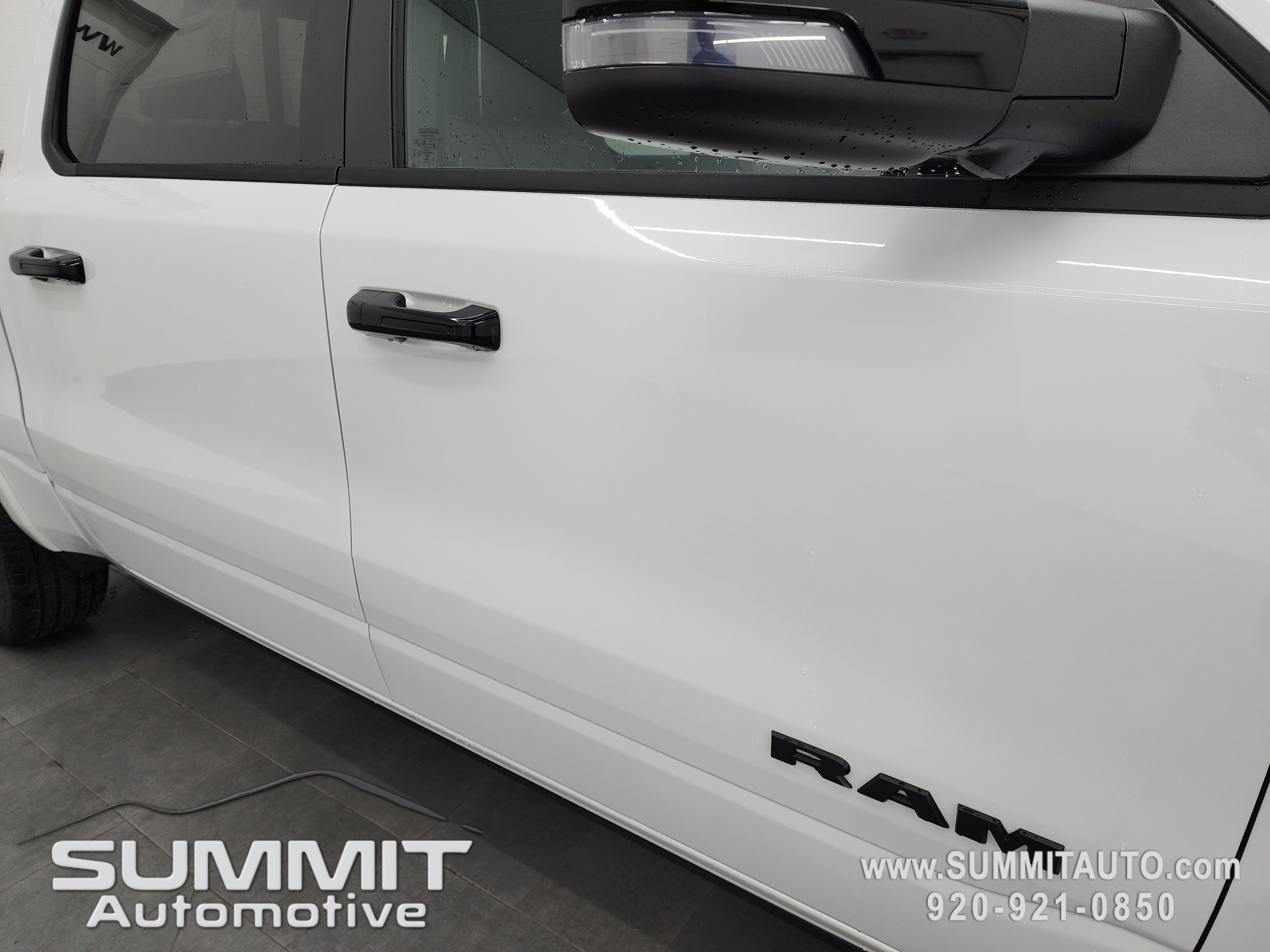 2026 Ram 1500 Limited photo 2