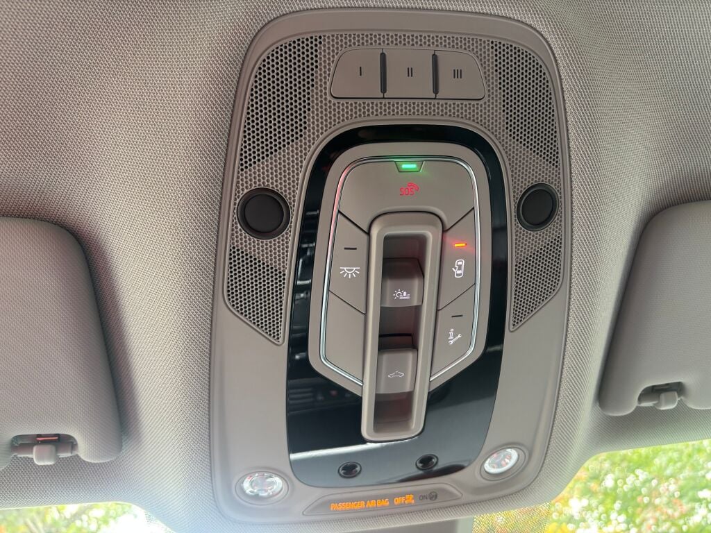 2020 Audi Q5 Premium Plus photo 24