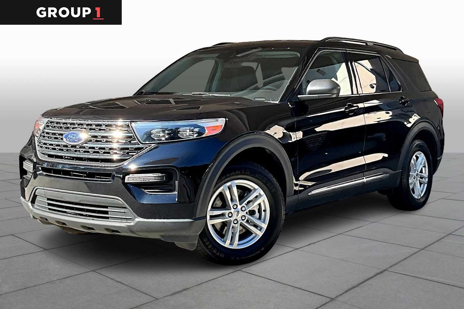 2022 Ford Explorer XLT's photo