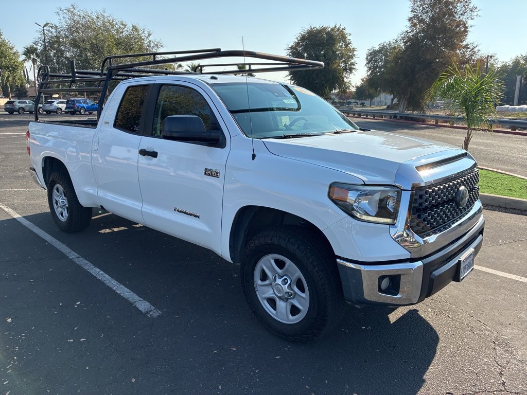 2018 Toyota Tundra SR5's photo