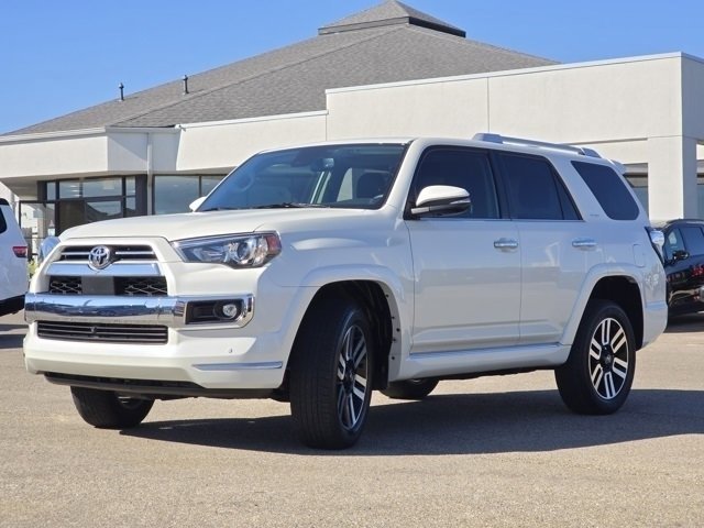 2023 Toyota 4Runner Limited photo 24