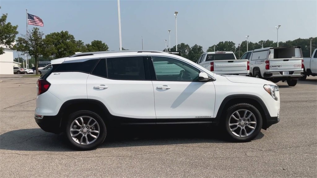 2024 Gmc Terrain SLT photo 8