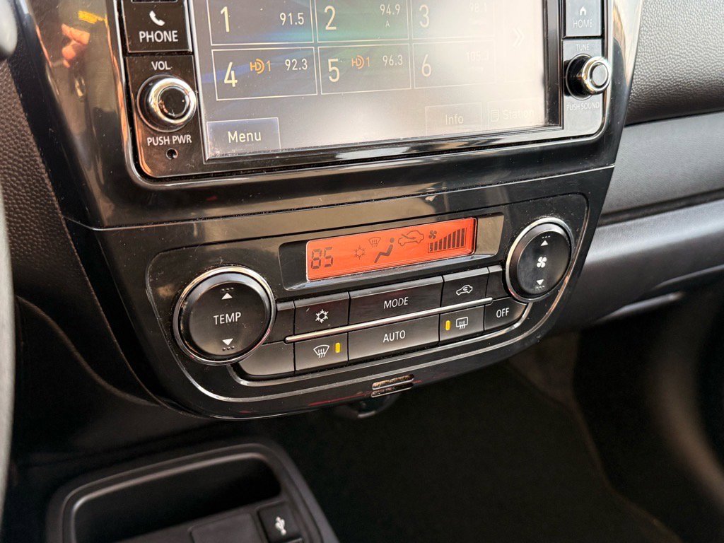2020 Mitsubishi Mirage G4 ES photo 19